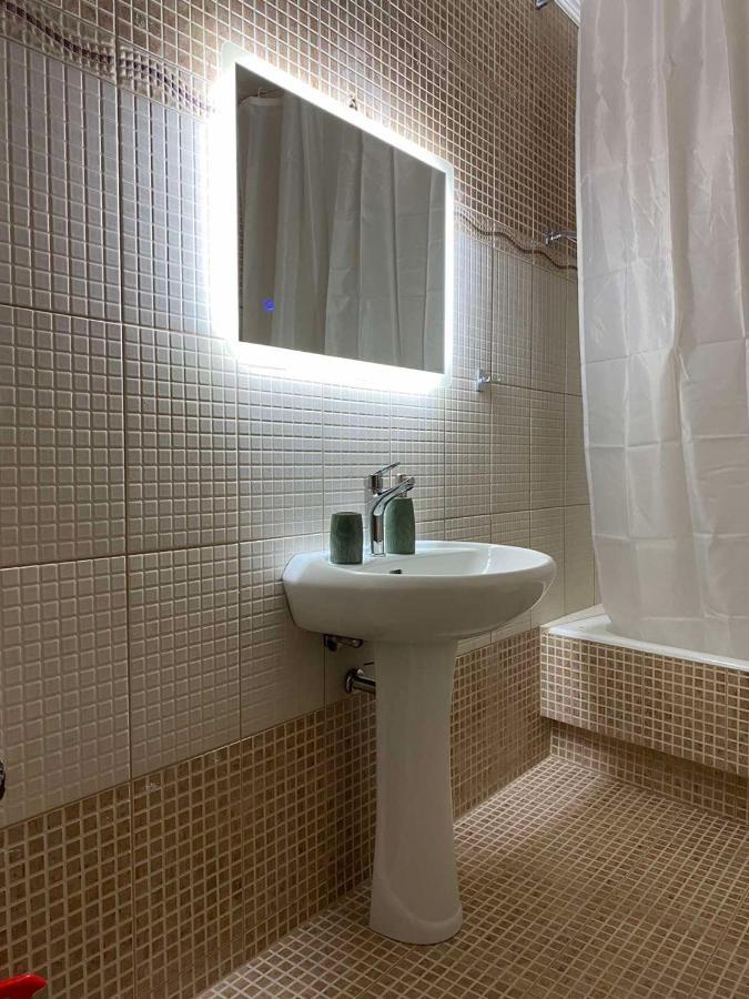 Maria'S Apartment Monemvasía Екстериор снимка