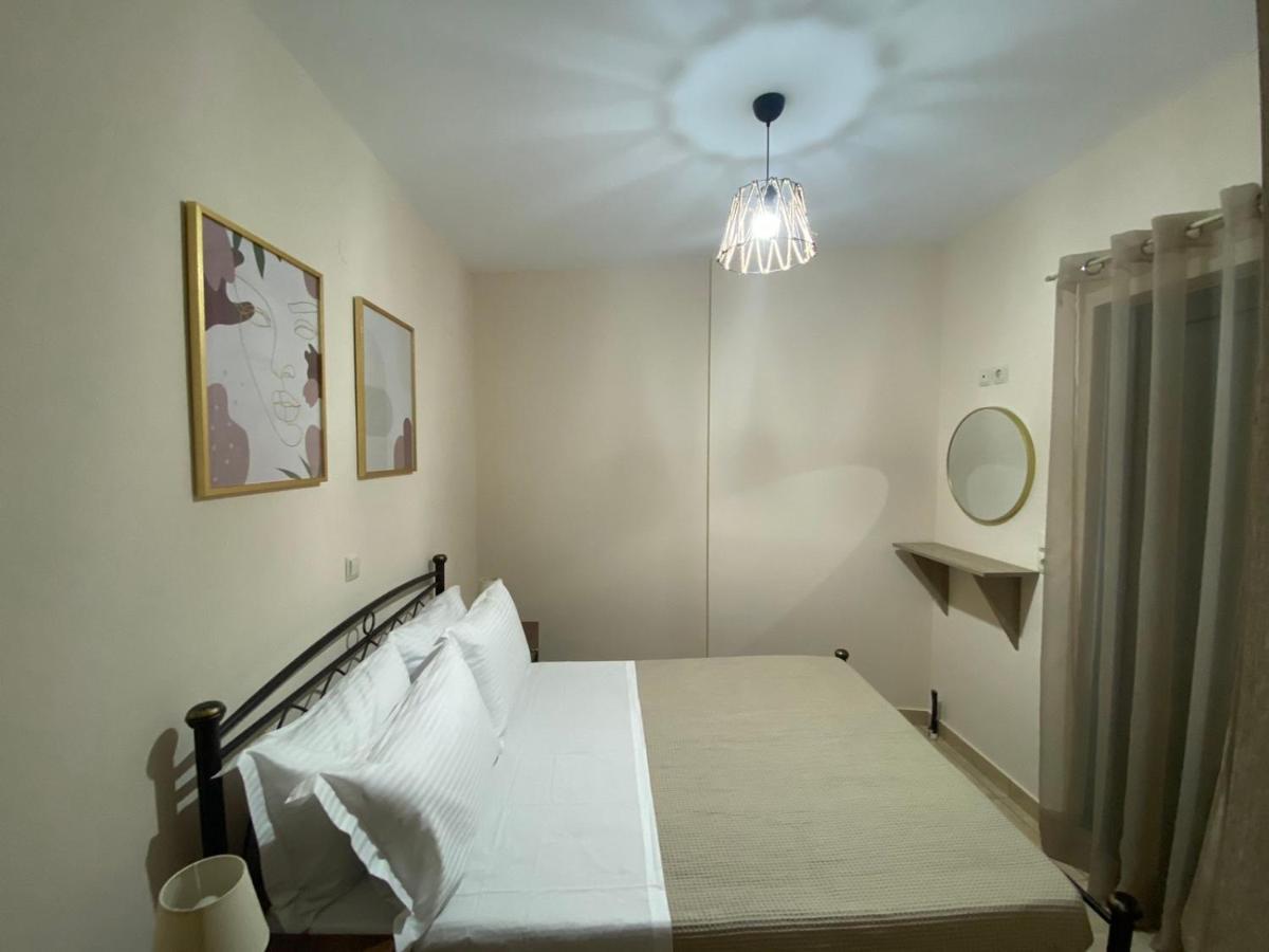Maria'S Apartment Monemvasía Екстериор снимка
